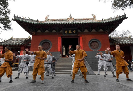 Monks practice martial arts at Shaolin Temple in central China's Henan Province, Jan. 20, 2017. Shaolin Temple is located at Songshan Mountain in Henan. As one of the cradles of Chinese Kungfu, it is the birthplace of the Shaolin martial arts. Monks here are famous for their Kungfu skills. (Xinhua/Li An) Monks practice martial arts at Shaolin Temple in central China's Henan Province, Jan. 20, 2017. Shaolin Temple is located at Songshan Mountain in Henan. As one of the cradles of Chinese Kungfu, it is the birthplace of the Shaolin martial arts. Monks here are famous for their Kungfu skills. (Xinhua/Li An)
