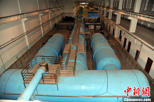 Panorama of JF12 shockwave hypersonic wind tunnel at Chinese national key laboratory Qian Xuesen Engineering Science Experiment Base in Huairou district, Beijing, July 26, 2013. (Photo/Chinanews.com) Panorama of JF12 shockwave hypersonic wind tunnel at Chinese national key laboratory Qian Xuesen Engineering Science Experiment Base in Huairou district, Beijing, July 26, 2013. (Photo/Chinanews.com)