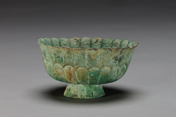 A silver wine vessel He Gang donated to the Palace Museum. (Photo/Palace Museum) A silver wine vessel He Gang donated to the Palace Museum. (Photo/Palace Museum)