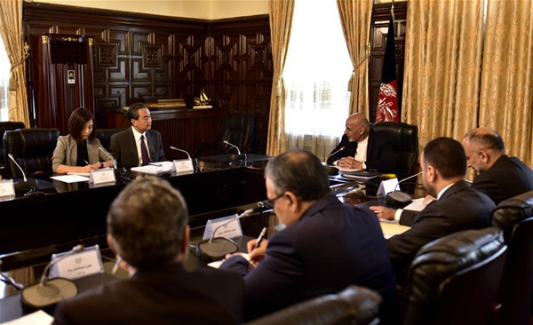 Afghan President Ashraf Ghani (R, Rear) meets with Chinese Foreign Minister Wang Yi (2nd L, Rear) in Kabul, capital of Afghanistan, on June 24, 2017. (Xinhua/Dai He) Afghan President Ashraf Ghani (R, Rear) meets with Chinese Foreign Minister Wang Yi (2nd L, Rear) in Kabul, capital of Afghanistan, on June 24, 2017. (Xinhua/Dai He)