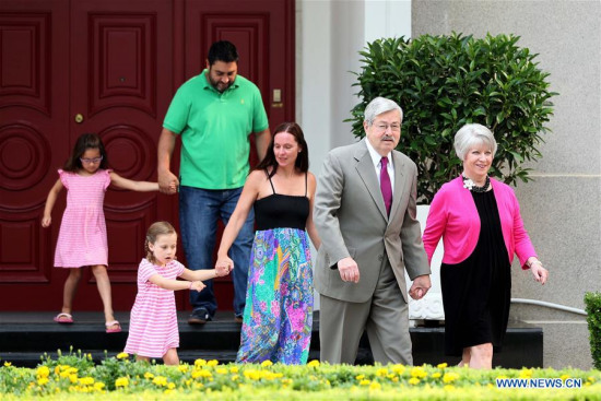 U.S. Ambassador to China Terry Branstad (2nd R) walks with his family members to meet with the media at his residence in Beijing, capital of China, June 28, 2017. (Xinhua/Zhang Yuwei) U.S. Ambassador to China Terry Branstad (2nd R) walks with his family members to meet with the media at his residence in Beijing, capital of China, June 28, 2017. (Xinhua/Zhang Yuwei)