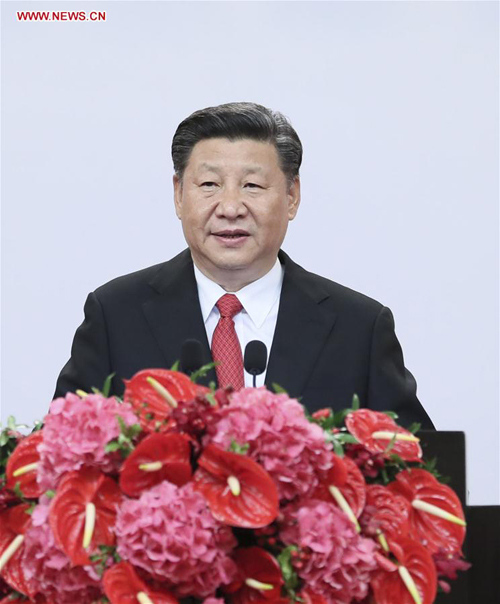 Chinese President Xi Jinping speaks at a welcome dinner hosted by the government of the Hong Kong Special Administrative Region, in Hong Kong, south China, June 30, 2017. (Xinhua/Lan Hongguang) Chinese President Xi Jinping speaks at a welcome dinner hosted by the government of the Hong Kong Special Administrative Region, in Hong Kong, south China, June 30, 2017. (Xinhua/Lan Hongguang)