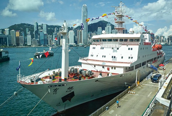 Dalian Maritime University's training ship Yukun is berthed at Ocean Terminal, Harbour City in Hong Kong, from June 29 to July 5. (Provided To China Daily) Dalian Maritime University's training ship Yukun is berthed at Ocean Terminal, Harbour City in Hong Kong, from June 29 to July 5. (Provided To China Daily)