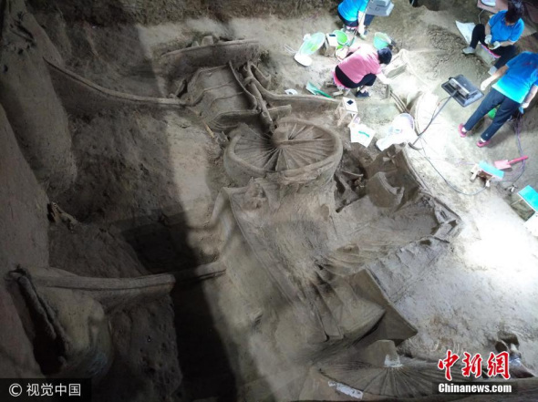 Archaeologists excavate the Zheng State No 3 pit in Xinzheng city, Central China's Henan province, on July 12. (Photo/VCG) Archaeologists excavate the Zheng State No 3 pit in Xinzheng city, Central China's Henan province, on July 12. (Photo/VCG)