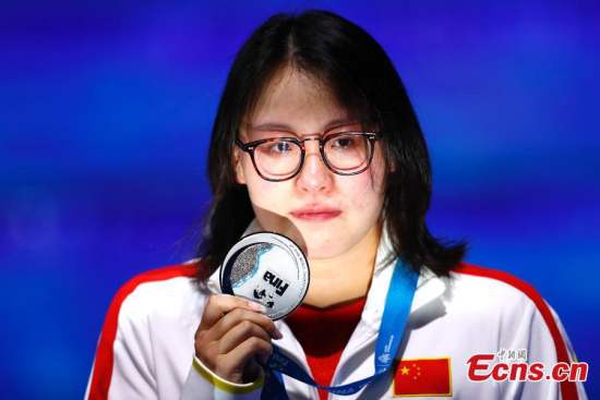China's Fu Yuanhui poses with her medal after the women's 50m backstroke final at the 17th FINA World Championships in Budapest, Hungary on July 27, 2017. (Photo: China News Service/Fu Tian) China's Fu Yuanhui poses with her medal after the women's 50m backstroke final at the 17th FINA World Championships in Budapest, Hungary on July 27, 2017. (Photo: China News Service/Fu Tian)