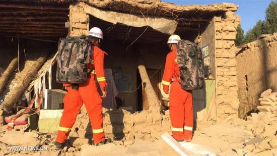 Rescuers check a house damaged in earthquake in Jinghe County, northwest China's Xinjiang Uygur Autonomous Region, Aug. 9, 2017. A 6.6-magnitude earthquake jolted Jinghe County Wednesday morning. (Xinhua) Rescuers check a house damaged in earthquake in Jinghe County, northwest China's Xinjiang Uygur Autonomous Region, Aug. 9, 2017. A 6.6-magnitude earthquake jolted Jinghe County Wednesday morning. (Xinhua)