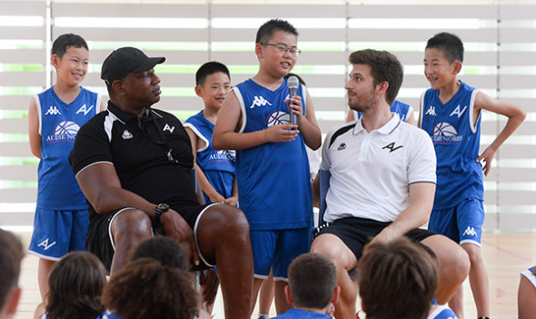 Qin Chen gives his opinions on how children are trained at basketball clubs in China. Provided to China Daily Qin Chen gives his opinions on how children are trained at basketball clubs in China. Provided to China Daily