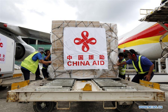 Workers unload China's emergency aid against seasonal influenza A/H1N1 from a plane at the Yangon International Airport in Yangon, Myanmar, Aug. 24, 2017. (Xinhua/U Aung) Workers unload China's emergency aid against seasonal influenza A/H1N1 from a plane at the Yangon International Airport in Yangon, Myanmar, Aug. 24, 2017. (Xinhua/U Aung)