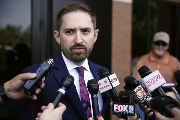 Evan Bruno, one of the lawyers representing Brendt Christensen, speaks to journalists outside a court in Urbana, Illinois, July 20, 2017. (Photo/Xinhua) Evan Bruno, one of the lawyers representing Brendt Christensen, speaks to journalists outside a court in Urbana, Illinois, July 20, 2017. (Photo/Xinhua)