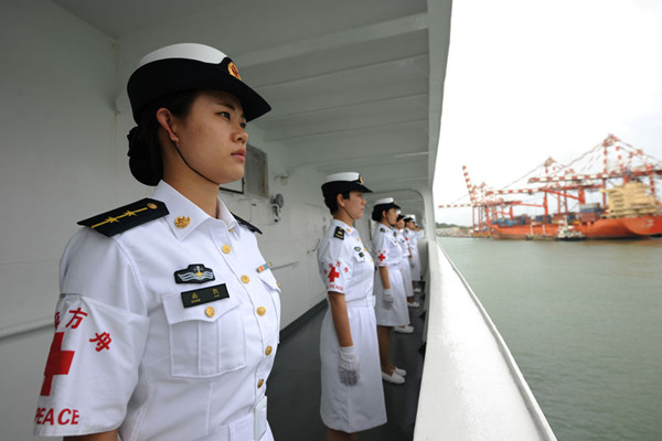 The crew of the hospital ship Peace Ark lines up on the board on Aug 6, 2017. (Photo/Xinhua) The crew of the hospital ship Peace Ark lines up on the board on Aug 6, 2017. (Photo/Xinhua)