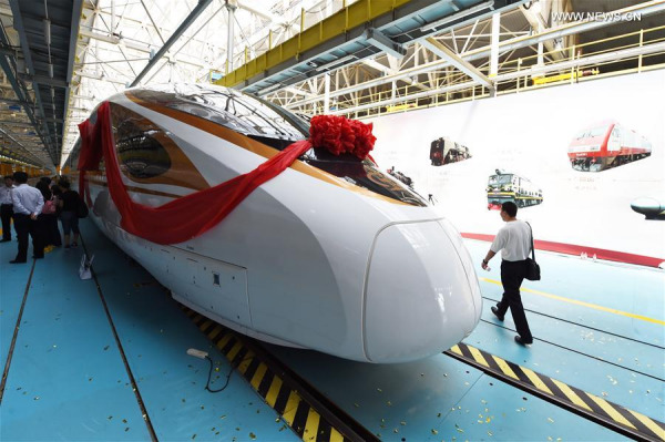 Photo taken on June 25, 2017 shows the CR400BF model of China's new electric multiple unit (EMU) train "Fuxing" in Beijing, capital of China. China holds complete intellectual property rights of "Fuxing" high speed trains. (Xinhua/Ju Huanzong) Photo taken on June 25, 2017 shows the CR400BF model of China's new electric multiple unit (EMU) train "Fuxing" in Beijing, capital of China. China holds complete intellectual property rights of "Fuxing" high speed trains. (Xinhua/Ju Huanzong)