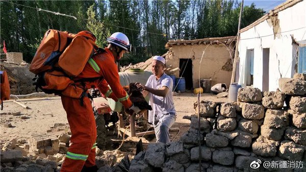 Rescue work is under way in Jinghe county, Bortala Mongol autonomous prefecture of Xinjiang Uygur autonomous region on Aug 9. (Photo provided to chinadaily.com.cn) Rescue work is under way in Jinghe county, Bortala Mongol autonomous prefecture of Xinjiang Uygur autonomous region on Aug 9. (Photo provided to chinadaily.com.cn)