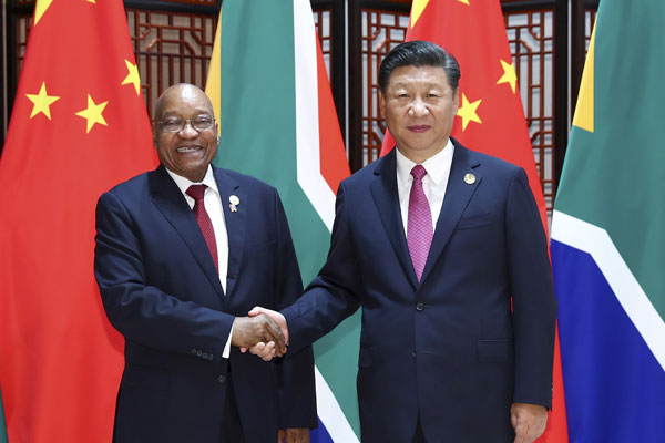 President Xi Jinping meets with his South African counterpart Jacob Zuma in Xiamen, East China's Fujian province, Sept 4, 2017. (Photo/Xinhua)
