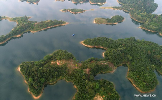 Aerial photo taken on Sept. 18, 2017 shows the beautiful scenery of Xianghongdian reservoir at Jinzhai County of Lu'an City, east China's Anhui Province. The Xianghongdian reservoir was approved as the National Water Park in 2004. (Xinhua/Tao Ming) Aerial photo taken on Sept. 18, 2017 shows the beautiful scenery of Xianghongdian reservoir at Jinzhai County of Lu'an City, east China's Anhui Province. The Xianghongdian reservoir was approved as the National Water Park in 2004. (Xinhua/Tao Ming)