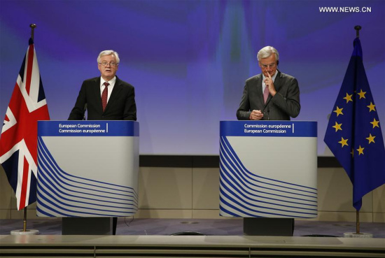 Britain's Brexit Secretary David Davis (L) and European Union chief negotiator Michel Barnier attand a press conference at the end of the fourth round of Brexit talks at the EU Commission in Brussels, Belgium, Sept. 28, 2017. (Xinhua/Ye Pingfan) Britain's Brexit Secretary David Davis (L) and European Union chief negotiator Michel Barnier attand a press conference at the end of the fourth round of Brexit talks at the EU Commission in Brussels, Belgium, Sept. 28, 2017. (Xinhua/Ye Pingfan)