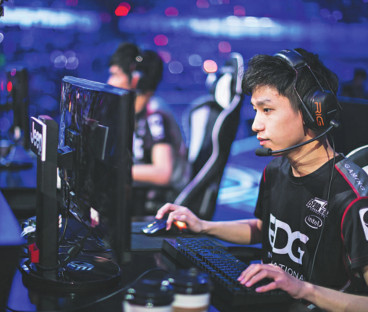 A gamer takes part in the League of Legends competition. (Photo provided to China Daily) A gamer takes part in the League of Legends competition. (Photo provided to China Daily)