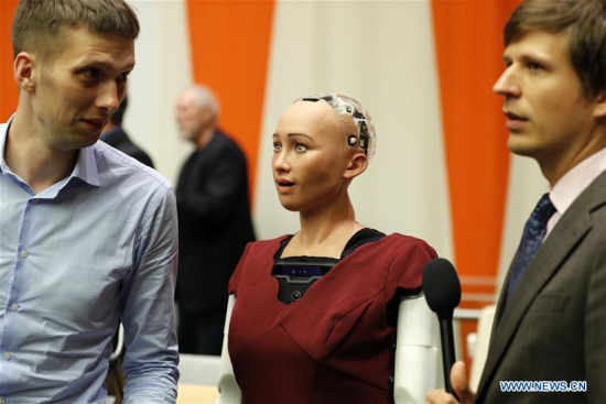 Sophia (C), a life-like humanoid robot, is pictured at the UN headquarters in New York, Oct. 11, 2017. Sophia was here attending a meeting on The Future of Everything - Sustainable Development in the Age of Rapid Technological Change. (Xinhua/Li Muzi) Sophia (C), a life-like humanoid robot, is pictured at the UN headquarters in New York, Oct. 11, 2017. Sophia was here attending a meeting on The Future of Everything - Sustainable Development in the Age of Rapid Technological Change. (Xinhua/Li Muzi)
