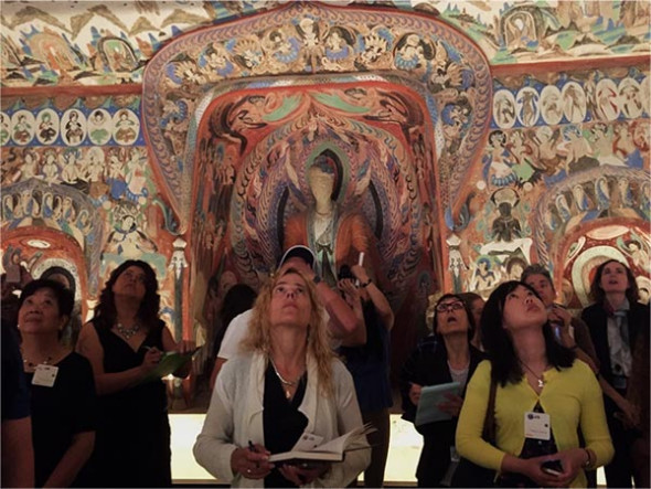 American K-12 teachers visit an exhibition about Dunhuang at the Getty Center in Los Angeles, in a summer public program by UCLA Confucius Institute in 2016. (Photo provided to China Daily) American K-12 teachers visit an exhibition about Dunhuang at the Getty Center in Los Angeles, in a summer public program by UCLA Confucius Institute in 2016. (Photo provided to China Daily)