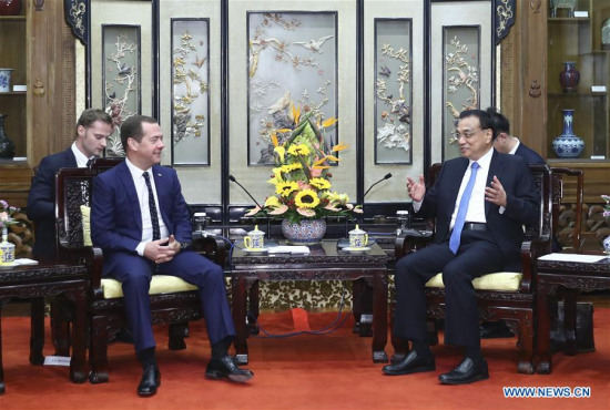 Chinese Premier Li Keqiang (R, front) meets with Russian Prime Minister Dmitry Medvedev in Beijing, capital of China, Oct. 31, 2017. Medvedev is here for an official visit to China and the 22nd China-Russia Prime Ministers' Regular Meeting. (Xinhua/Xie Huanchi) Chinese Premier Li Keqiang (R, front) meets with Russian Prime Minister Dmitry Medvedev in Beijing, capital of China, Oct. 31, 2017. Medvedev is here for an official visit to China and the 22nd China-Russia Prime Ministers' Regular Meeting. (Xinhua/Xie Huanchi)