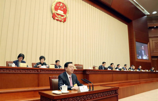 Zhang Dejiang (front), chairman of the National People's Congress (NPC) Standing Committee, presents a report on the implementation of the Solid Waste Control Law to the NPC Standing Committee at its six-day bimonthly session in Beijing, capital of China, Nov. 1, 2017. (Xinhua/Liu Weibing) Zhang Dejiang (front), chairman of the National People's Congress (NPC) Standing Committee, presents a report on the implementation of the Solid Waste Control Law to the NPC Standing Committee at its six-day bimonthly session in Beijing, capital of China, Nov. 1, 2017. (Xinhua/Liu Weibing)