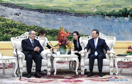 Chinese state councilor Yang Jiechi (R) meets with a Republic of Korea delegation led by former Prime Minister Lee Soo-sung in Beijing, capital of China, Nov. 2, 2017. (Xinhua/Zhang Ling) Chinese state councilor Yang Jiechi (R) meets with a Republic of Korea delegation led by former Prime Minister Lee Soo-sung in Beijing, capital of China, Nov. 2, 2017. (Xinhua/Zhang Ling)