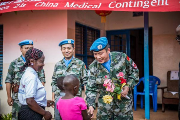 Chinese peacekeepers visit the SOS Children's Village in the city of Bukavu in eastern Democratic Republic of Congo (DRC) November 20, 2017. (Photo/Xinhua) Chinese peacekeepers visit the SOS Children's Village in the city of Bukavu in eastern Democratic Republic of Congo (DRC) November 20, 2017. (Photo/Xinhua)
