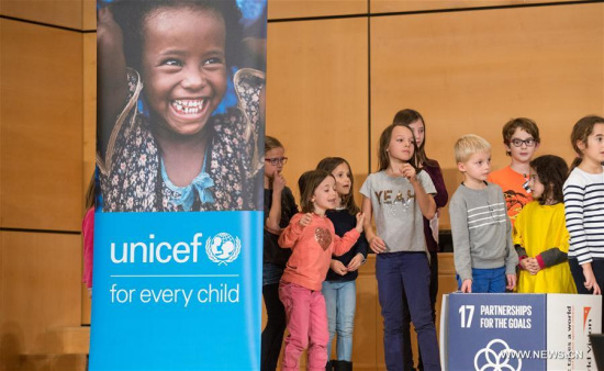 Young students take part in activities to celebrate the World Children's Day in the Palais des Nations in Geneva, Switzerland, on Nov. 20, 2017. (Xinhua/Xu Jinquan) Young students take part in activities to celebrate the World Children's Day in the Palais des Nations in Geneva, Switzerland, on Nov. 20, 2017. (Xinhua/Xu Jinquan)