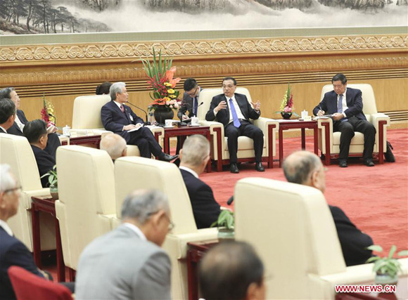 Chinese Premier Li Keqiang meets with a Japanese delegation from major Japanese enterprises in Beijing, capital of China, Nov. 21, 2017. (Xinhua/Pang Xinglei) Chinese Premier Li Keqiang meets with a Japanese delegation from major Japanese enterprises in Beijing, capital of China, Nov. 21, 2017. (Xinhua/Pang Xinglei)