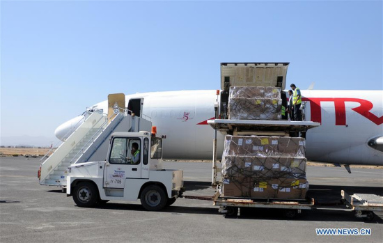 Workers unload aid from a plane at Sanaa International Airport in Sanaa, Yemen, on Nov. 25, 2017. (Xinhua/Mohammed Mohammed) Workers unload aid from a plane at Sanaa International Airport in Sanaa, Yemen, on Nov. 25, 2017. (Xinhua/Mohammed Mohammed)