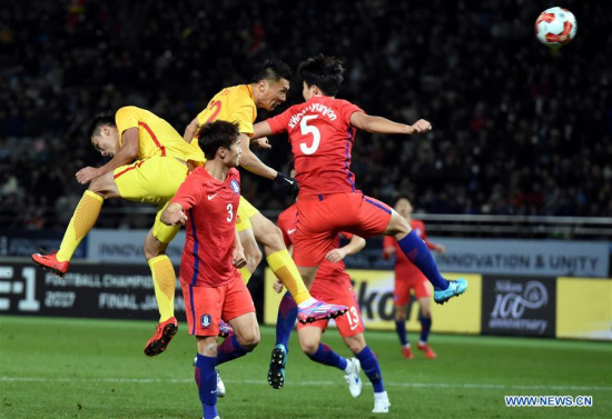 Yu Dabao (C Back) of China competes during the men's football match between South Korea and China at the EAFF E-1 football championship in Tokyo, Japan, Dec. 9, 2017. The match ended 2-2. (Xinhua/Ma Ping) Yu Dabao (C Back) of China competes during the men's football match between South Korea and China at the EAFF E-1 football championship in Tokyo, Japan, Dec. 9, 2017. The match ended 2-2. (Xinhua/Ma Ping)