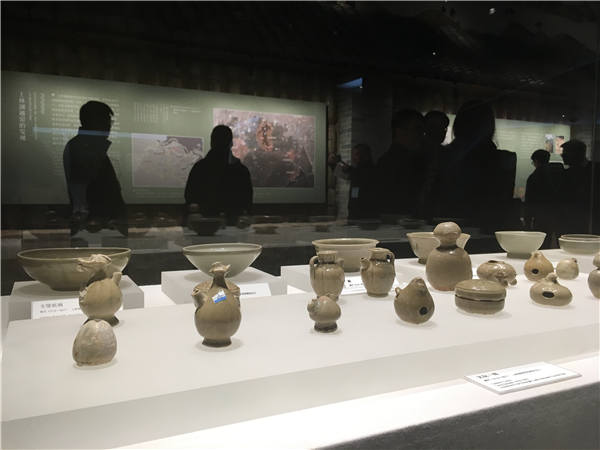 Celadon wares shown at a museum at the Shanglin Lake Archaeological Park that is expected to open soon. (Photo by Wang Kaihao/China Daily) Celadon wares shown at a museum at the Shanglin Lake Archaeological Park that is expected to open soon. (Photo by Wang Kaihao/China Daily)