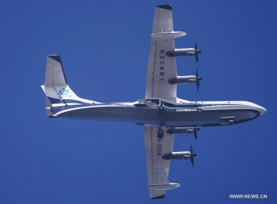 China's first home-grown large amphibious aircraft AG600 is seen flying in Zhuhai, south China's Guangdong Province, Dec. 24, 2017. (Xinhua/Liu Dawei)