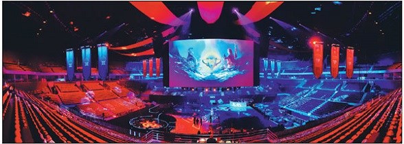 No expense was spared as the Tencent-owned King Pro League brought down the curtain down on its 2017 season with a spectacular e-sports extravaganza at Shenzhen Bay Sports Center in Shenzhen, Guangdong province on Saturday. (Photo/China Daily) No expense was spared as the Tencent-owned King Pro League brought down the curtain down on its 2017 season with a spectacular e-sports extravaganza at Shenzhen Bay Sports Center in Shenzhen, Guangdong province on Saturday. (Photo/China Daily)