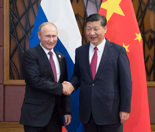President Xi Jinping(R) meets with Russian President Vladimir Putin in Da Nang, Vietnam, Nov. 10, 2017. (Photo/Xinhua) President Xi Jinping(R) meets with Russian President Vladimir Putin in Da Nang, Vietnam, Nov. 10, 2017. (Photo/Xinhua)