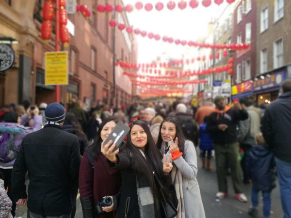 Visitors enjoy festival atomsphere at Chinatown during Spring Festival celebration. Photo provided to China Daily Visitors enjoy festival atomsphere at Chinatown during Spring Festival celebration. Photo provided to China Daily