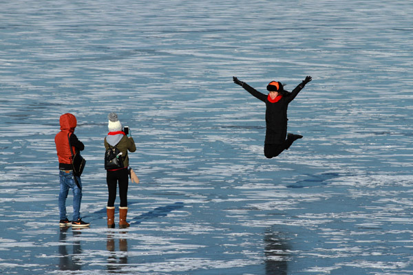 The Songhua River in Harbin turns into a playground for visitors in winter. Photo provided to China Daily The Songhua River in Harbin turns into a playground for visitors in winter. Photo provided to China Daily