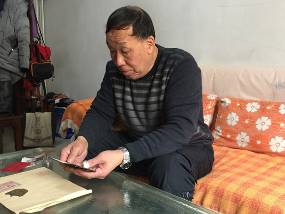 Li Baosheng at his home in Baoding, Hebei province. (Photo by Zhang Yu/China Daily) Li Baosheng at his home in Baoding, Hebei province. (Photo by Zhang Yu/China Daily)
