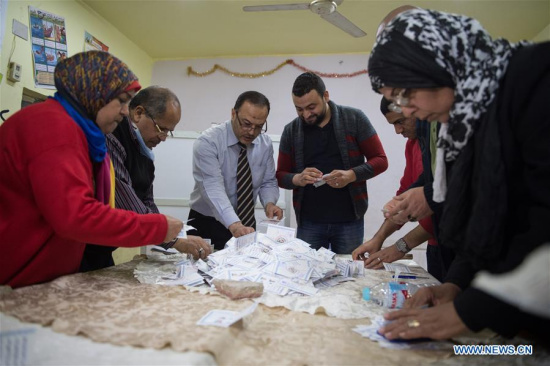 Staff members count ballots at a polling station in Cairo, Egypt, on March 28, 2018. Egypt's 2018 presidential election came to an end on Wednesday, as the polling stations closed nationwide at 10 p.m. local time. (Xinhua/Meng Tao) Staff members count ballots at a polling station in Cairo, Egypt, on March 28, 2018. Egypt's 2018 presidential election came to an end on Wednesday, as the polling stations closed nationwide at 10 p.m. local time. (Xinhua/Meng Tao)