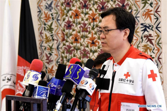 Sun Shuopeng, head of Chinese Red Cross foreign aid medical team, speaks during a press conference in Kabul, Afghanistan, April 17, 2018. China will provide free medical treatment for 25 Afghan children with congenital heart diseases, a Chinese Red Cross foreign aid medical team announced here Tuesday. (Xinhua/Dai He) Sun Shuopeng, head of Chinese Red Cross foreign aid medical team, speaks during a press conference in Kabul, Afghanistan, April 17, 2018. China will provide free medical treatment for 25 Afghan children with congenital heart diseases, a Chinese Red Cross foreign aid medical team announced here Tuesday. (Xinhua/Dai He)
