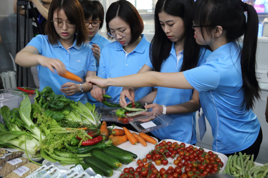 Ecosystem volunteers return to real world