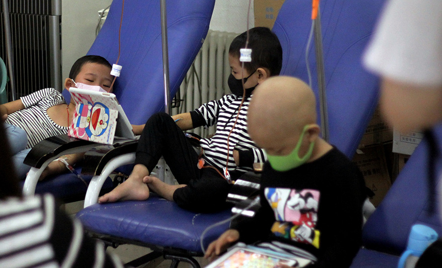 Government moves to lower prices of cancer treatments