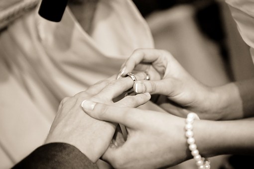 China links citizen's domestic and overseas marriage registration information