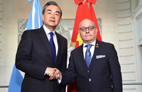Chinese FM Wang Yi meets his counterparts in G20 to promote trade ties