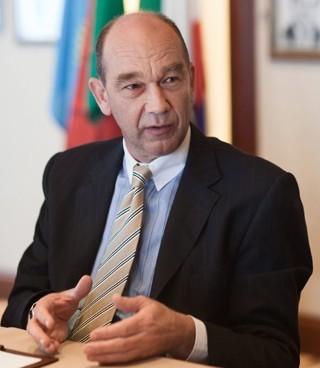 Christoph Stark, president and CEO of BMW Group Region China. 
