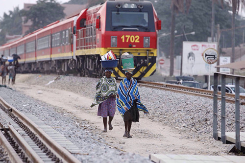 A 1,344-kilometer railway, designed and built by the China Railway Construction Corp, became operational in Angola late last year. With a total investment of $1.83 billion, this is by far the longest railway built by a Chinese company in the overseas market. (Photo/Xinhua) A 1,344-kilometer railway, designed and built by the China Railway Construction Corp, became operational in Angola late last year. With a total investment of $1.83 billion, this is by far the longest railway built by a Chinese company in the overseas market. (Photo/Xinhua)