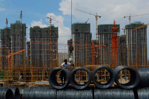 A massive residential project in Yanjiao, a town in Hebei province that borders Beijing. New home prices rose in 53 of the 100 major cities tracked by the China Index Academy in June, compared with the growth in 48 cities during May. (Photo/China Daily) A massive residential project in Yanjiao, a town in Hebei province that borders Beijing. New home prices rose in 53 of the 100 major cities tracked by the China Index Academy in June, compared with the growth in 48 cities during May. (Photo/China Daily)