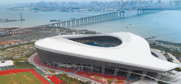 Zhanjiang speeds up development The coastal city of Zhanjiang is on track for rapid and healthy growth with a number of infrastructure and industrial projects completed or under construction. (Photos provided to China Daily) Zhanjiang speeds up development The coastal city of Zhanjiang is on track for rapid and healthy growth with a number of infrastructure and industrial projects completed or under construction. (Photos provided to China Daily)