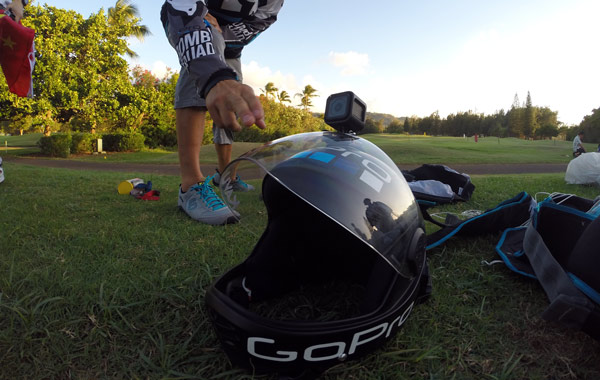 GoPro HERO4 Session is displayed on a helmet. (Liu Zheng/chinadaily.com.cn) GoPro HERO4 Session is displayed on a helmet. (Liu Zheng/chinadaily.com.cn)