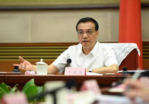Chinese Premier Li Keqiang speaks at a conference in Beijing, June 12, 2015. (Photo/Xinhua) Chinese Premier Li Keqiang speaks at a conference in Beijing, June 12, 2015. (Photo/Xinhua)