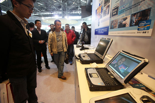 Reinforced Panasonic Corp laptops on display at an expo in Tianjin. The Japanese electronics company is set to close its lithium battery factory in Beijing. (Photo provided to China Daily) Reinforced Panasonic Corp laptops on display at an expo in Tianjin. The Japanese electronics company is set to close its lithium battery factory in Beijing. (Photo provided to China Daily)